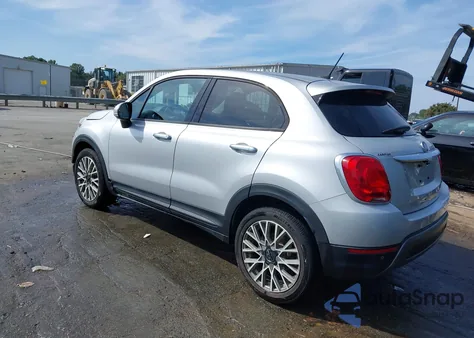 2016 Fiat 500X Trekking из США, поврежденный, VIN ZFBCFYCT9GP501828